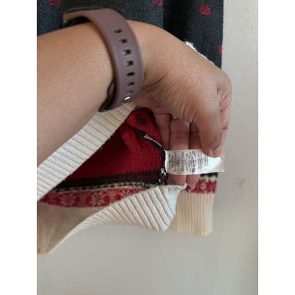 Loft Women’s Holiday Pullover Sweater Reindeer Fair Isle Petite Large Red Gray - Picture 11 of 12